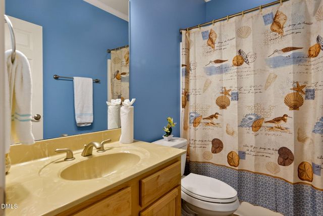 5216 Roswellcrest Court, Apex, NC 27539