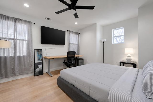 2220 Yellow Jacket LN 1, Austin, TX 78741