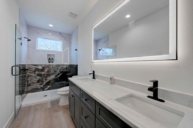 2220 Yellow Jacket LN 1, Austin, TX 78741
