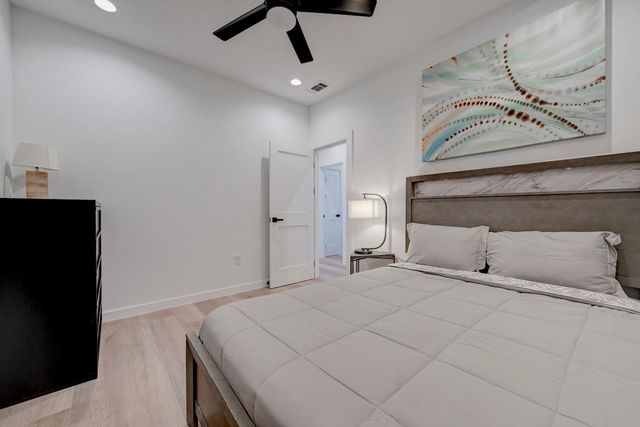 2220 Yellow Jacket LN 1, Austin, TX 78741
