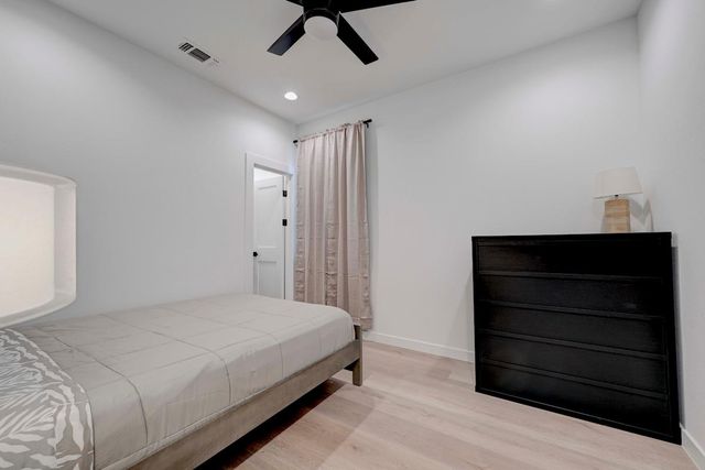 2220 Yellow Jacket LN 1, Austin, TX 78741