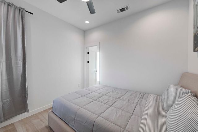 2220 Yellow Jacket LN 1, Austin, TX 78741