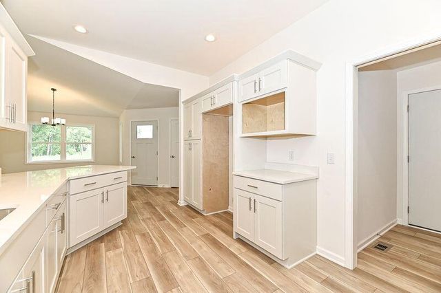 311 N Trailview CIRCLE, Waterford, WI 53185