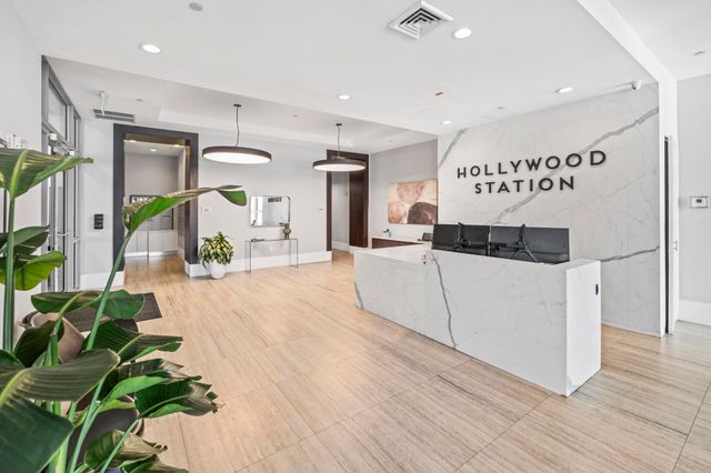 140 S Dixie Highway 512, Hollywood, FL 33020