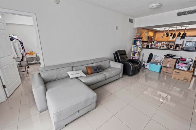 140 S Dixie Highway 512, Hollywood, FL 33020