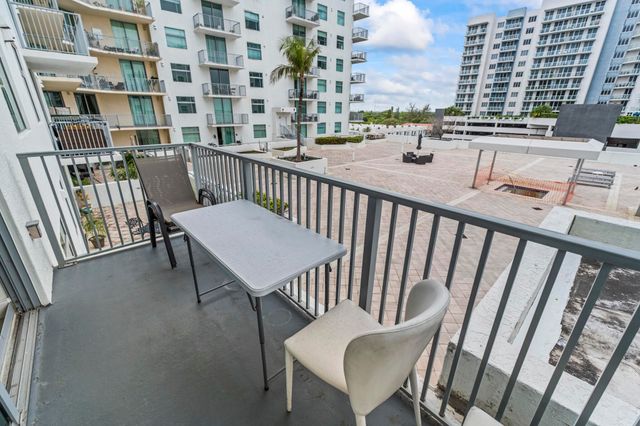 140 S Dixie Highway 512, Hollywood, FL 33020