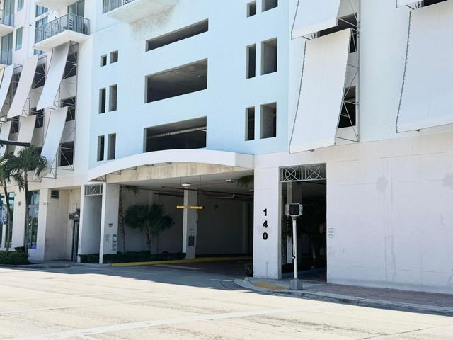 140 S Dixie Highway 512, Hollywood, FL 33020