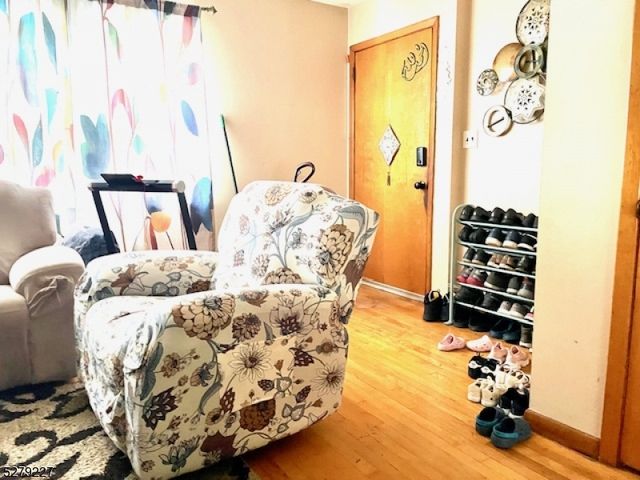 447 Elm St, Kearny Town, NJ 07032