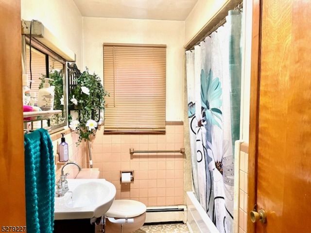 447 Elm St, Kearny Town, NJ 07032