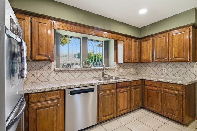 7000 Battle Creek Road, Fort Worth, TX 76116