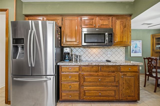 7000 Battle Creek Road, Fort Worth, TX 76116