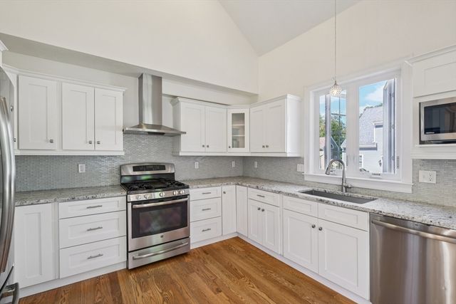 5 Tilton Ct 5, Walpole, MA 02081