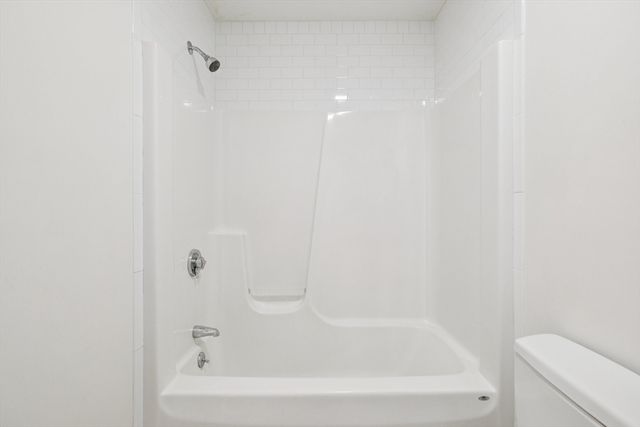 5 Tilton Ct 5, Walpole, MA 02081