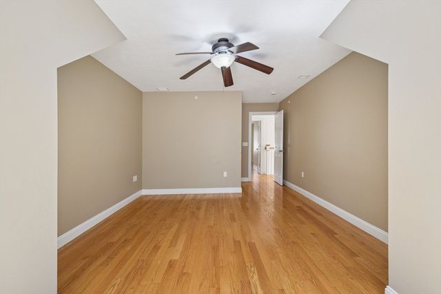 5 Tilton Ct 5, Walpole, MA 02081