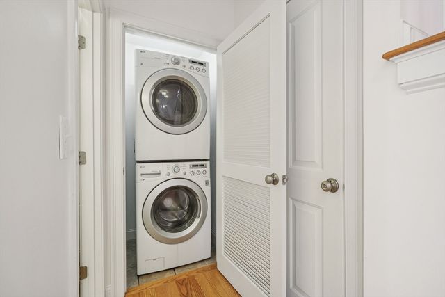 5 Tilton Ct 5, Walpole, MA 02081