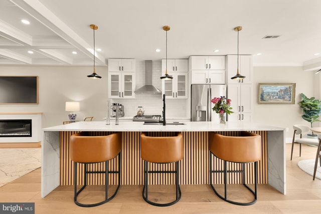 432 EMERSON ST NW, Washington, DC 20011