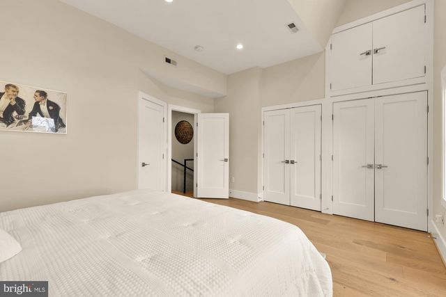 432 EMERSON ST NW, Washington, DC 20011