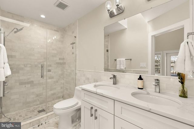 432 EMERSON ST NW, Washington, DC 20011