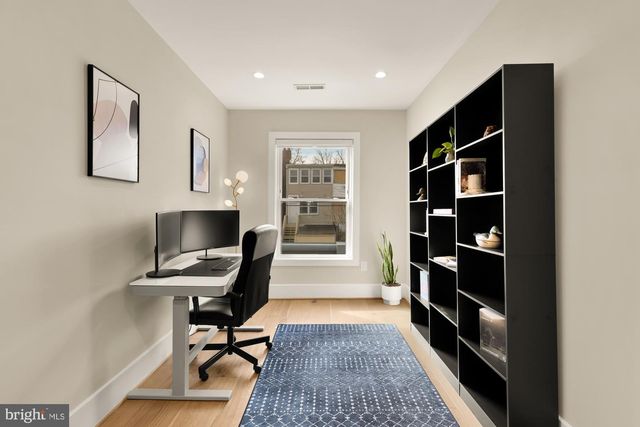 432 EMERSON ST NW, Washington, DC 20011