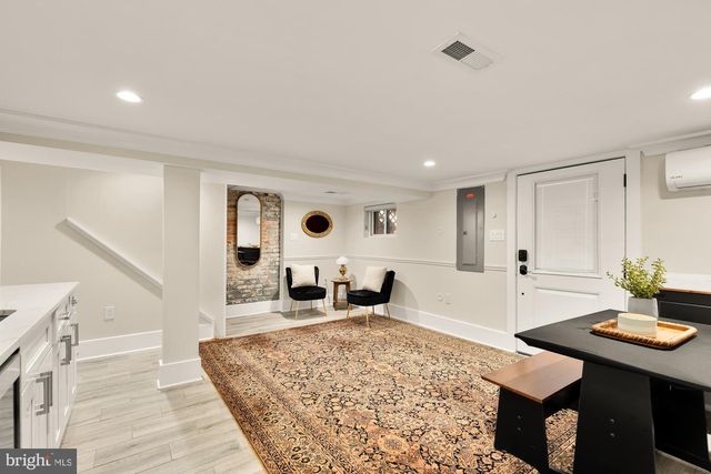 432 EMERSON ST NW, Washington, DC 20011