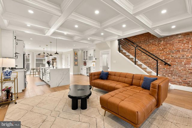 432 EMERSON ST NW, Washington, DC 20011