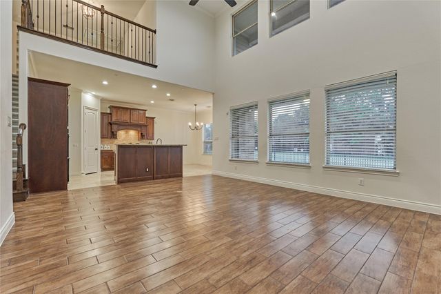 32 Waterford Way, Montgomery, TX 77356