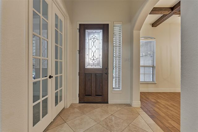 32 Waterford Way, Montgomery, TX 77356