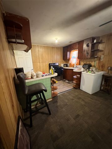 2564 High Crest Avenue, Fort Worth, TX 76111