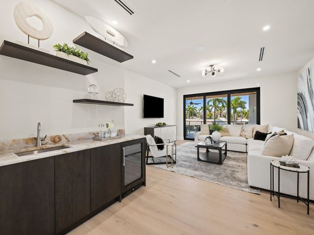 1123 SW 21ST Street, Boca Raton, FL 33486