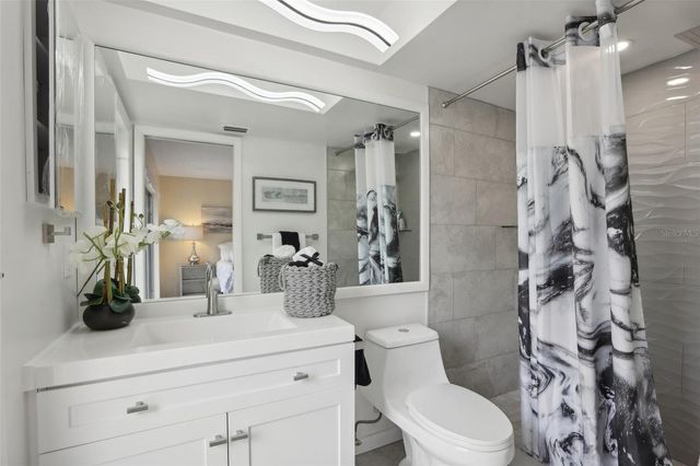 7698 CARDIFF COURT, St Petersburg, FL 33709