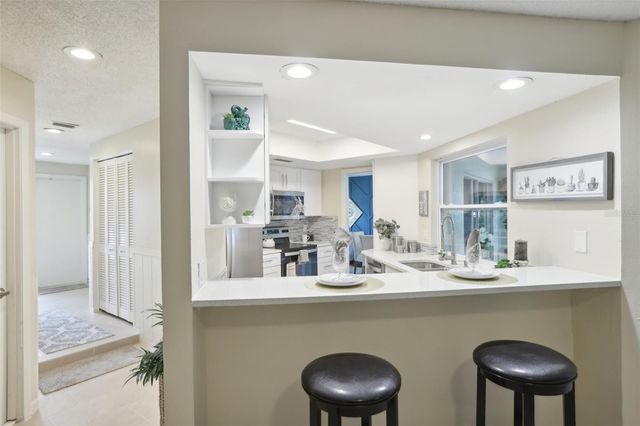 7698 CARDIFF COURT, St Petersburg, FL 33709