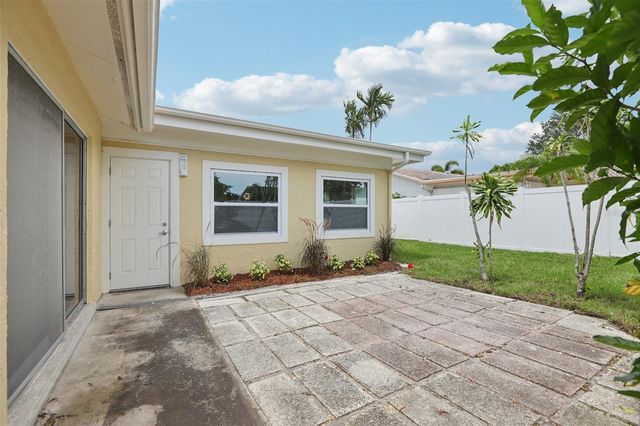 7698 CARDIFF COURT, St Petersburg, FL 33709