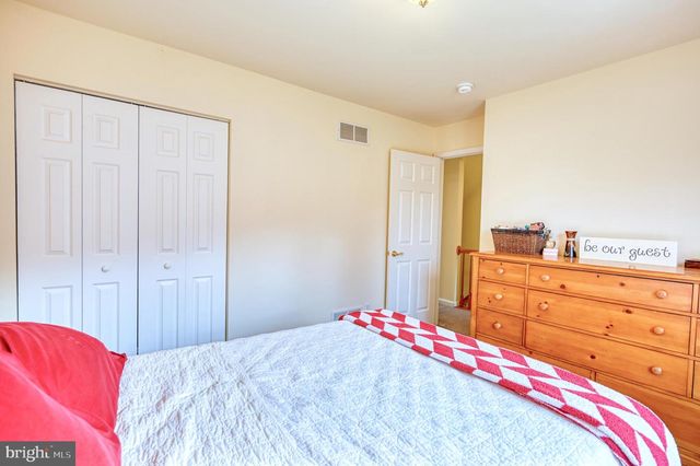 10 WEISER CT, Womelsdorf, PA 19567