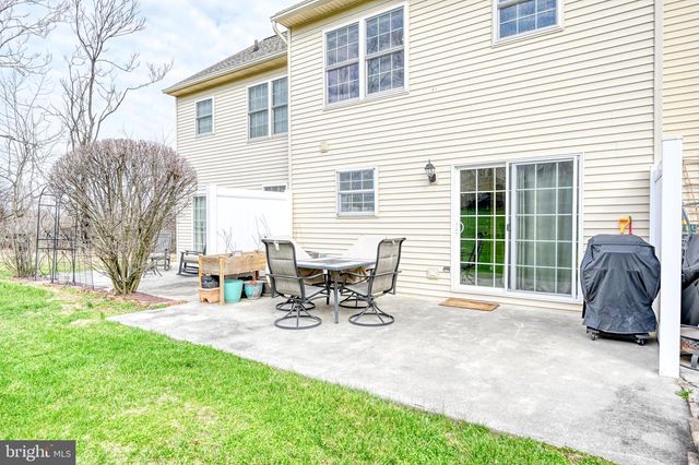 10 WEISER CT, Womelsdorf, PA 19567