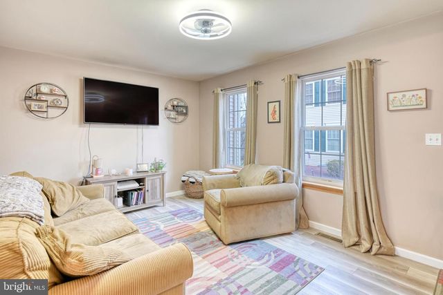 10 WEISER CT, Womelsdorf, PA 19567