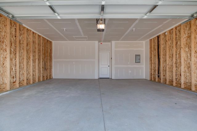 16686-16688 W Lynndale, Goddard, KS 67052