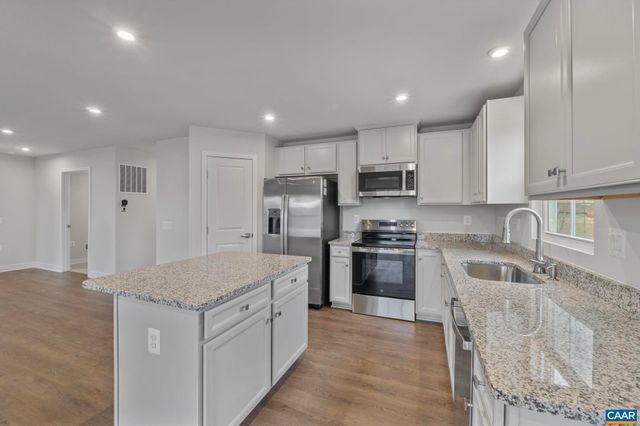 140 GUNNISON DR, Barboursville, VA 22923