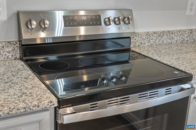 140 GUNNISON DR, Barboursville, VA 22923