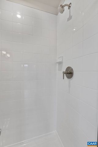 140 GUNNISON DR, Barboursville, VA 22923