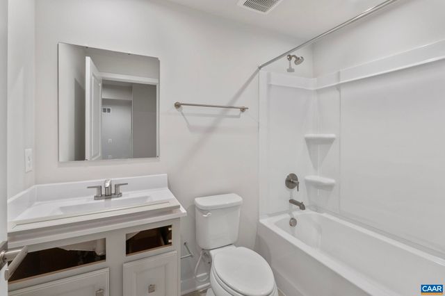 140 GUNNISON DR, Barboursville, VA 22923