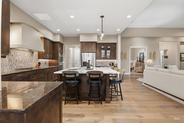 6111 W Piaffe Court, Eagle, ID 83616