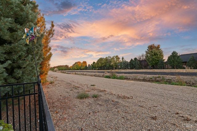 6111 W Piaffe Court, Eagle, ID 83616
