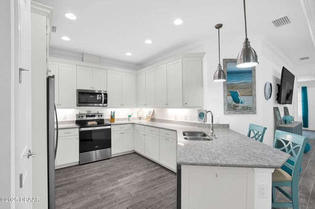 306 Low Tide Lane, Daytona Beach, FL 32124