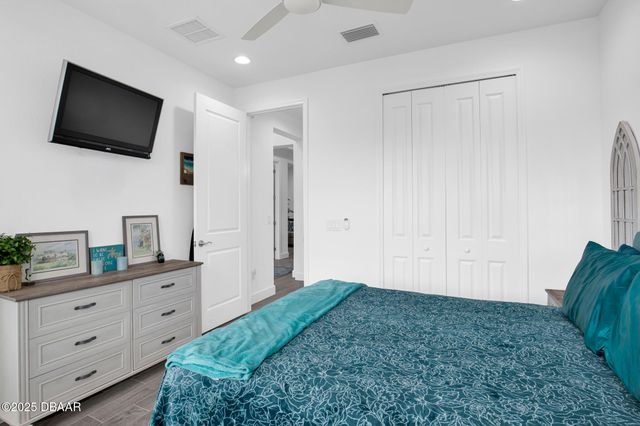 306 Low Tide Lane, Daytona Beach, FL 32124