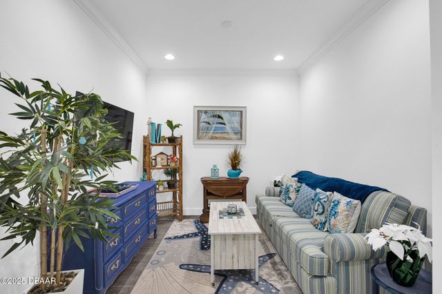 306 Low Tide Lane, Daytona Beach, FL 32124