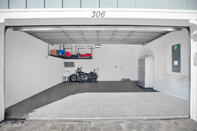 306 Low Tide Lane, Daytona Beach, FL 32124