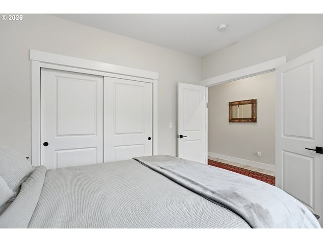 250 Ne LOWER BASSO Cir, Stevenson, WA 98648