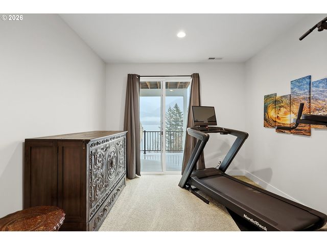 250 Ne LOWER BASSO Cir, Stevenson, WA 98648