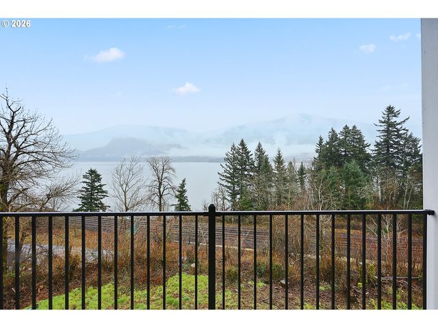 250 Ne LOWER BASSO Cir, Stevenson, WA 98648