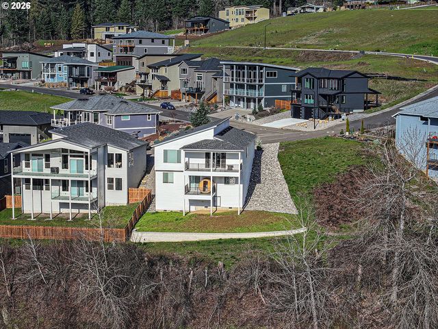 250 Ne LOWER BASSO Cir, Stevenson, WA 98648